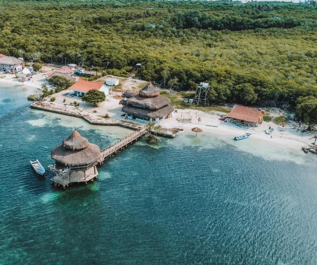 Отель El Embrujo Tintipan Tintipan Island Экстерьер фото
