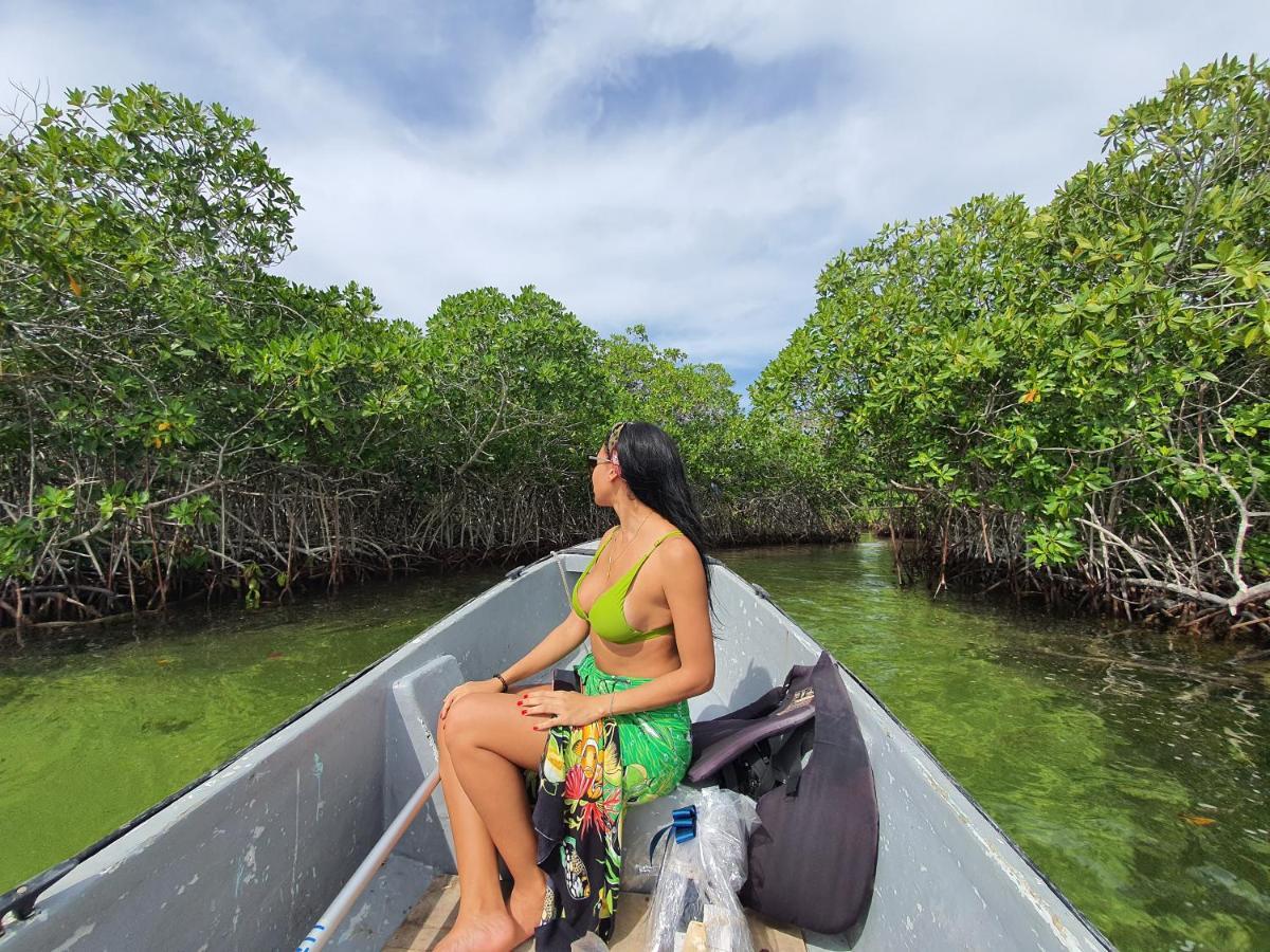 Отель El Embrujo Tintipan Tintipan Island Экстерьер фото