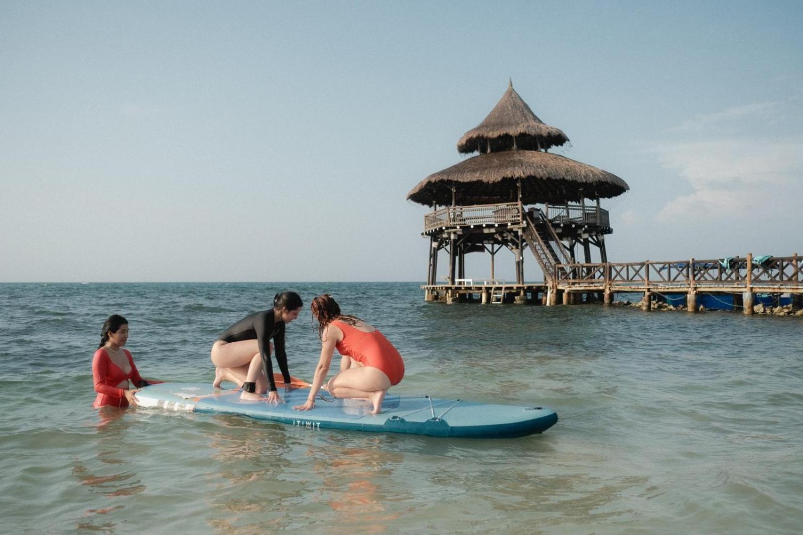 Отель El Embrujo Tintipan Tintipan Island Экстерьер фото